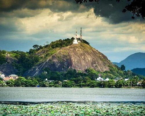 During the journey: Kurunegala stop